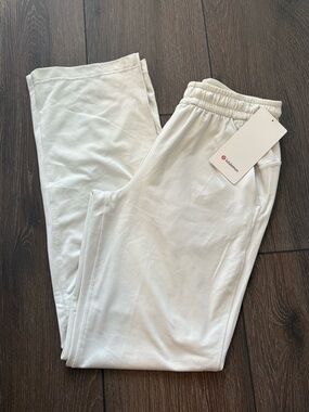 NWT lululemon soft jersey mid rise straight leg pant!!
